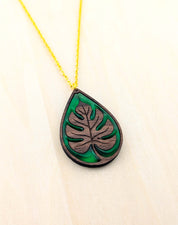 Monstera Pendant – Dark Walnut