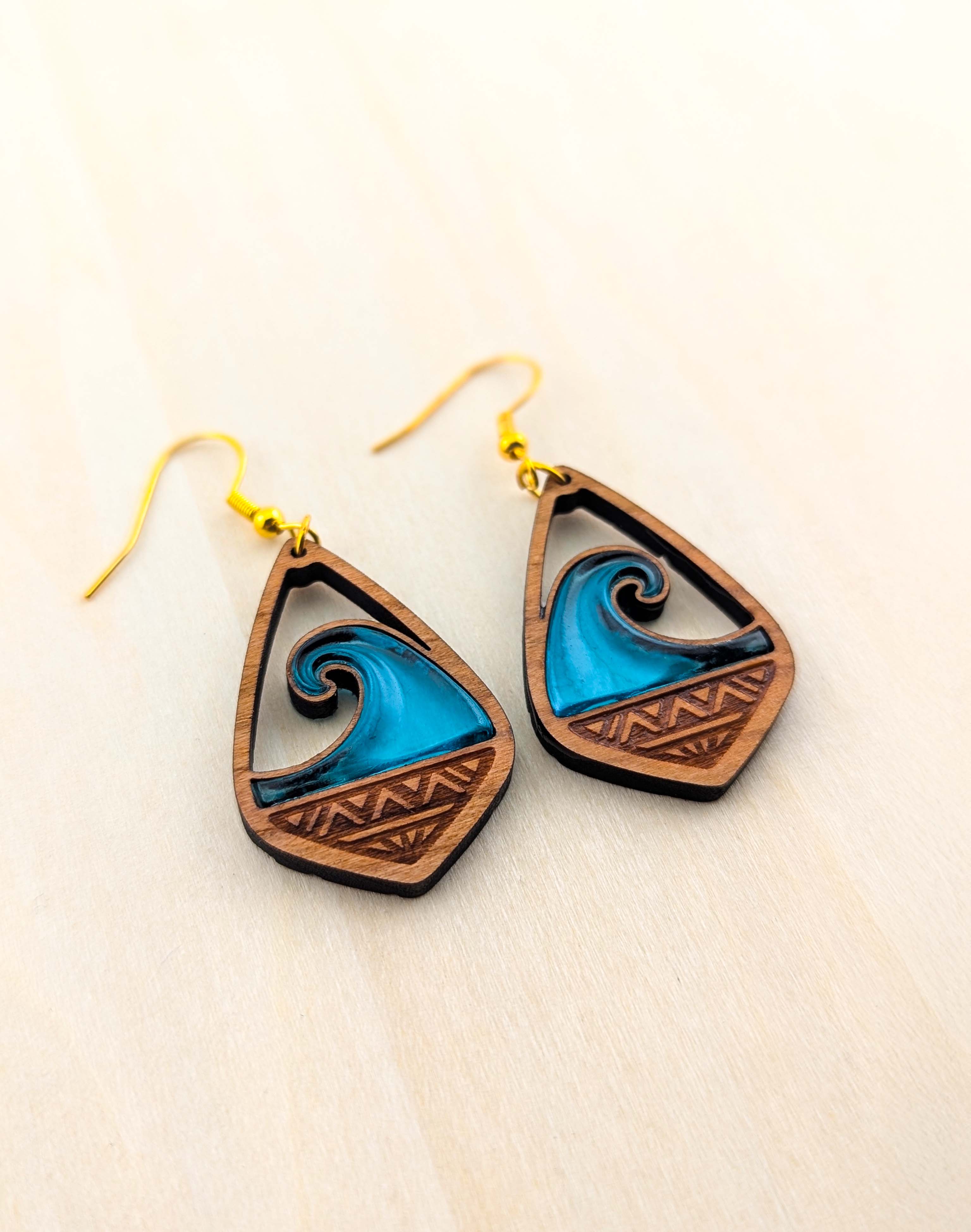 WaveEarringLightWood1.jpg